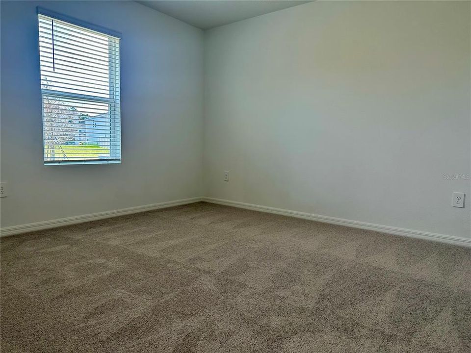 For Rent: $1,950 (3 beds, 2 baths, 1455 Square Feet)