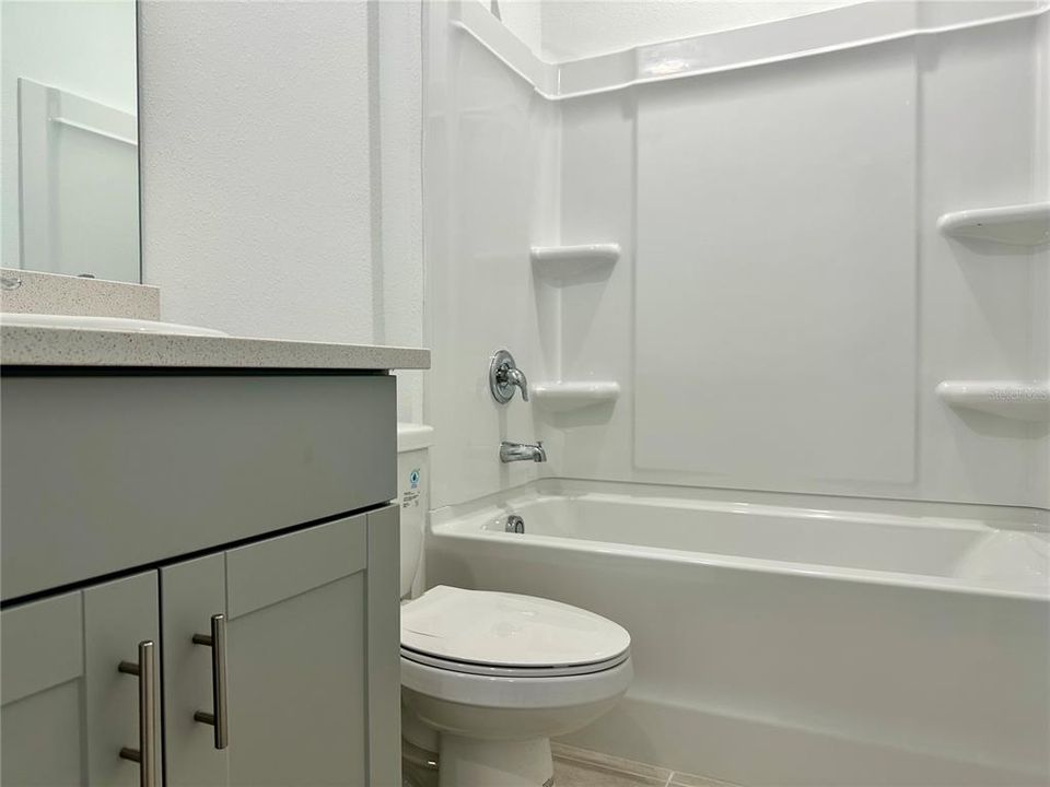 For Rent: $1,950 (3 beds, 2 baths, 1455 Square Feet)