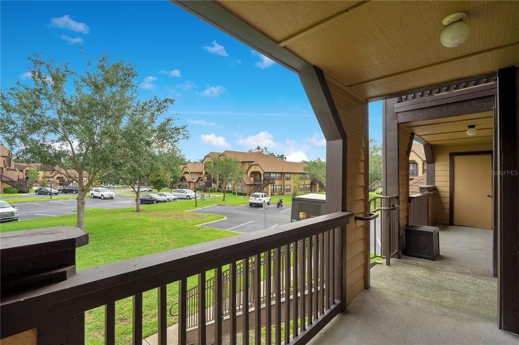 For Rent: $1,295 (1 beds, 1 baths, 712 Square Feet)