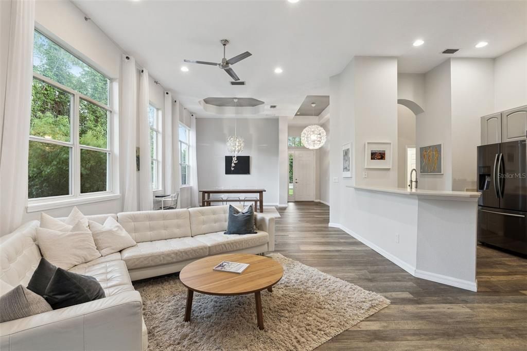 For Sale: $499,000 (4 beds, 2 baths, 1941 Square Feet)