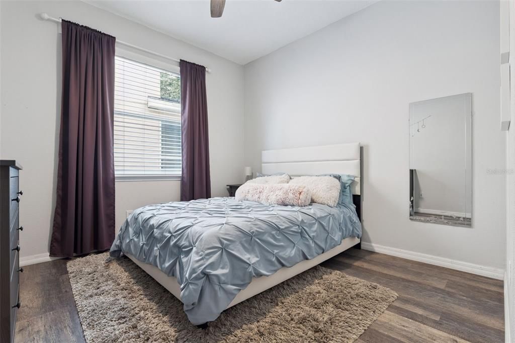 For Sale: $499,000 (4 beds, 2 baths, 1941 Square Feet)