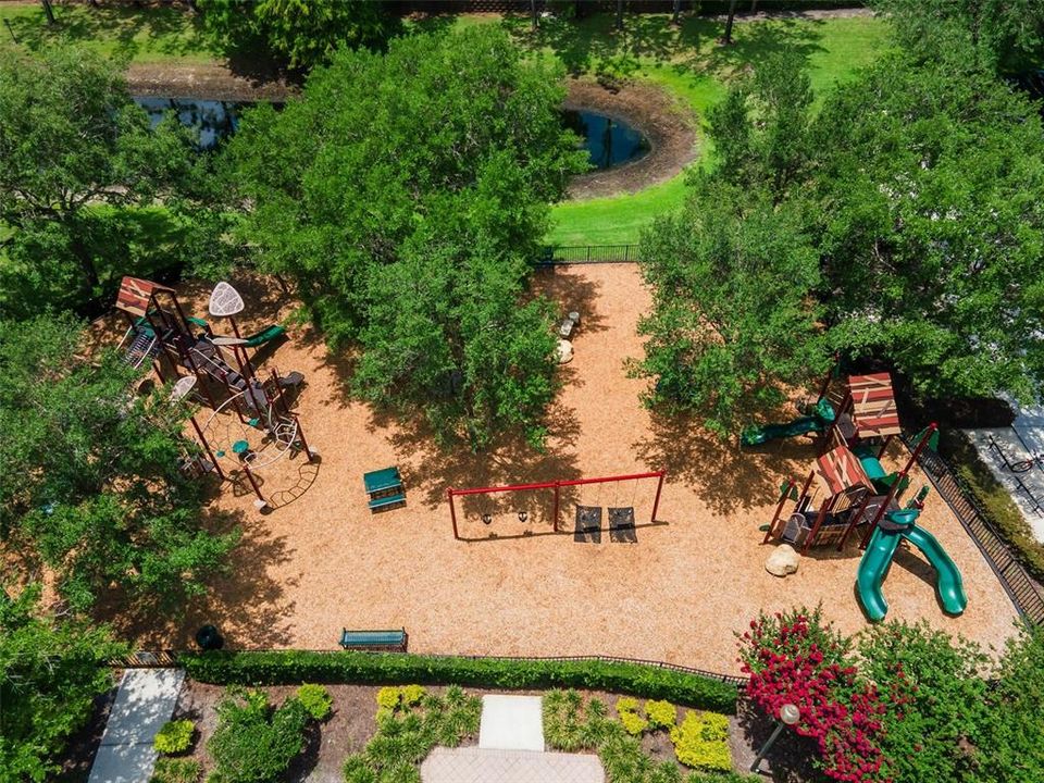 For Sale: $499,000 (4 beds, 2 baths, 1941 Square Feet)