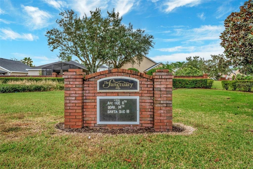 For Sale: $499,000 (4 beds, 2 baths, 1941 Square Feet)