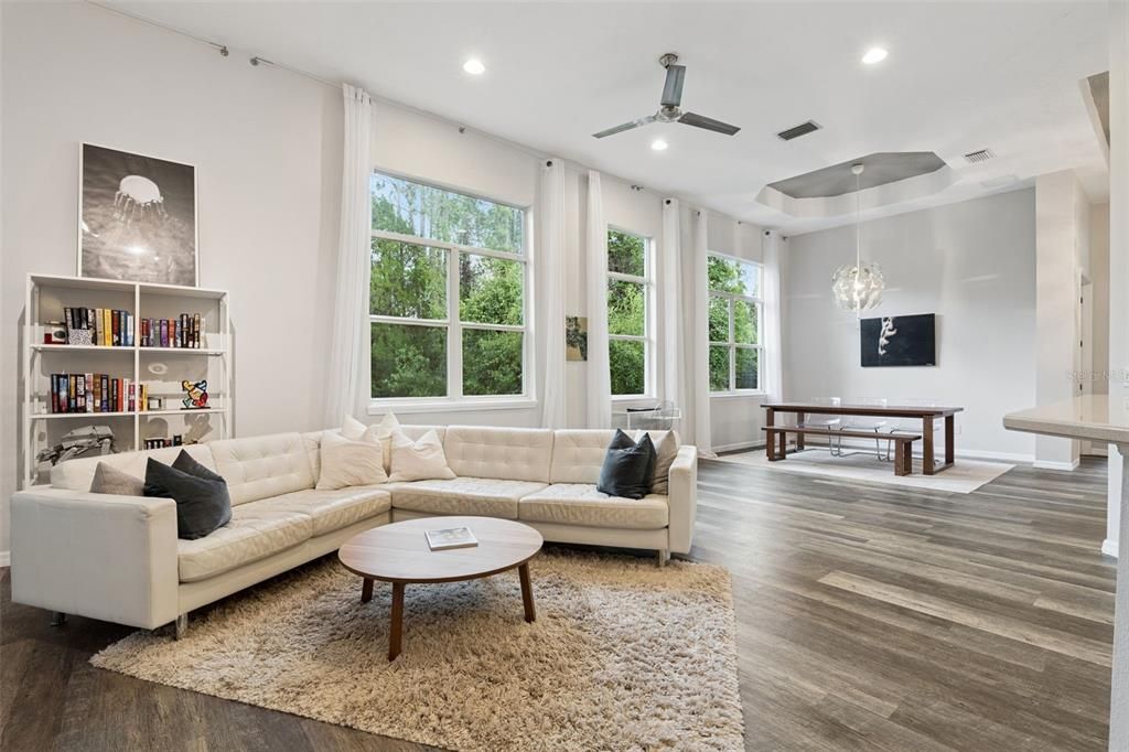 For Sale: $499,000 (4 beds, 2 baths, 1941 Square Feet)