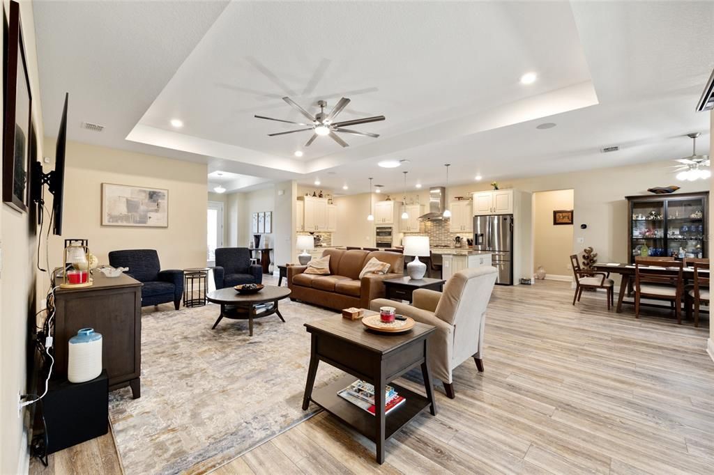 For Sale: $649,900 (4 beds, 3 baths, 2893 Square Feet)