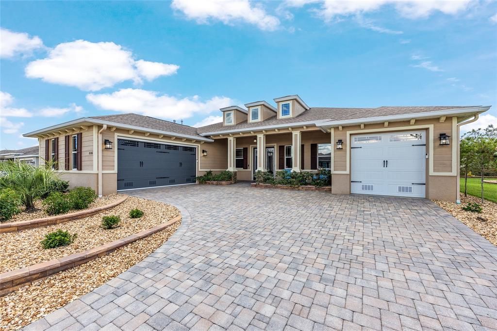 For Sale: $649,900 (4 beds, 3 baths, 2893 Square Feet)