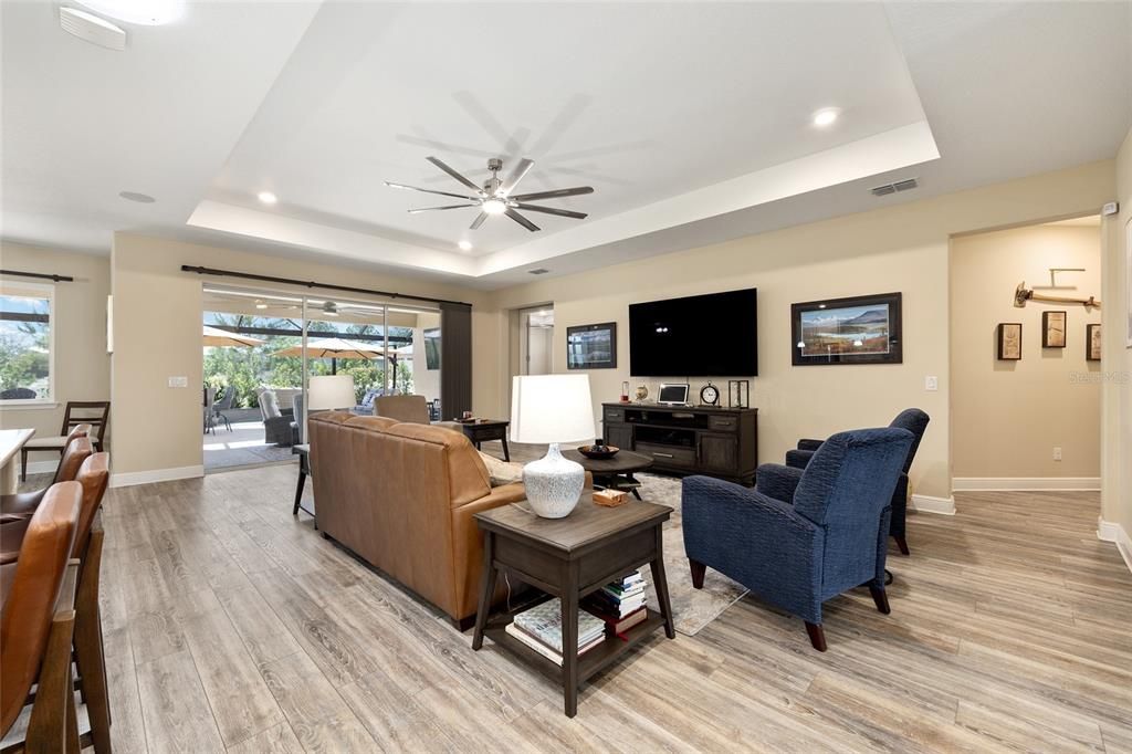 For Sale: $649,900 (4 beds, 3 baths, 2893 Square Feet)