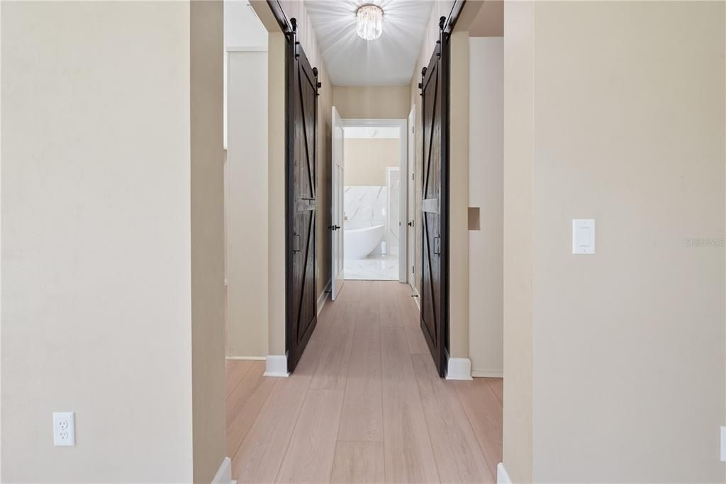 En Venta: $1,679,400 (4 camas, 4 baños, 5096 Pies cuadrados)