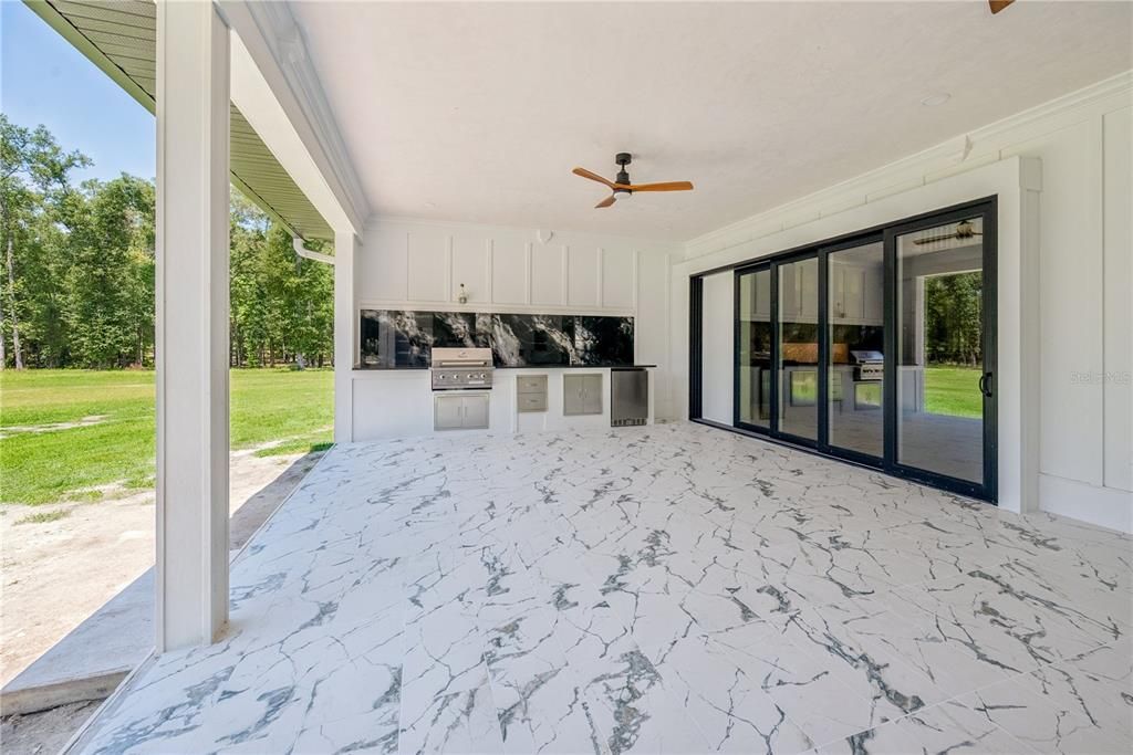 En Venta: $1,679,400 (4 camas, 4 baños, 5096 Pies cuadrados)