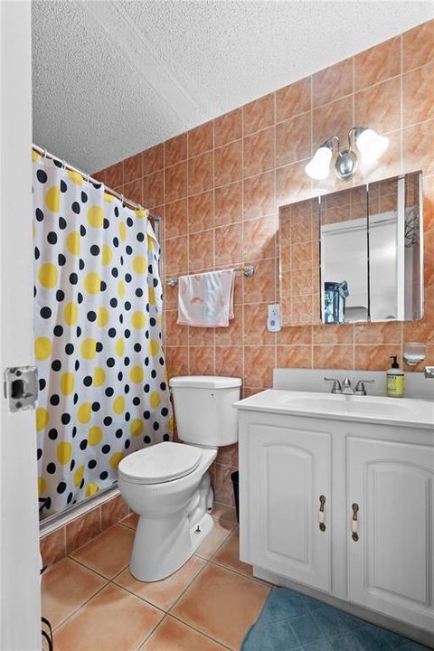 For Sale: $2,100,000 (4 beds, 3 baths, 2964 Square Feet)