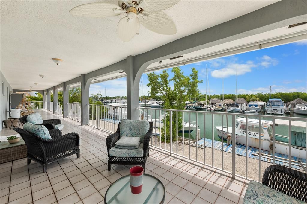 For Sale: $2,100,000 (4 beds, 3 baths, 2964 Square Feet)