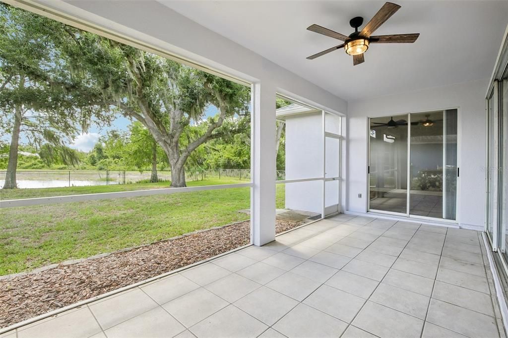 Activo con contrato: $369,900 (3 camas, 2 baños, 1721 Pies cuadrados)