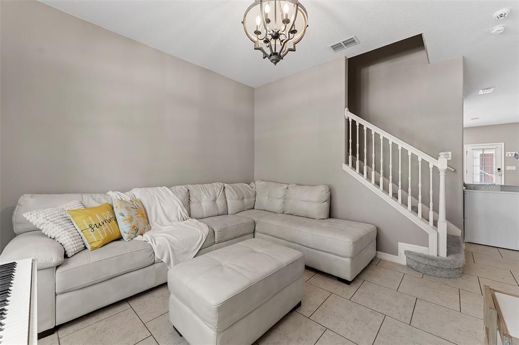 For Sale: $324,900 (3 beds, 2 baths, 1876 Square Feet)
