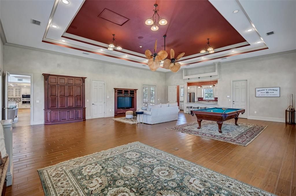 For Sale: $3,400,000 (4 beds, 4 baths, 6721 Square Feet)