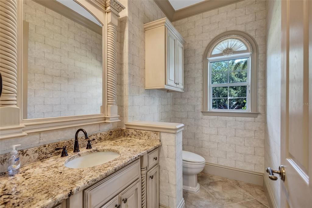 For Sale: $3,400,000 (4 beds, 4 baths, 6721 Square Feet)