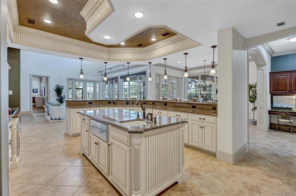 For Sale: $3,400,000 (4 beds, 4 baths, 6721 Square Feet)