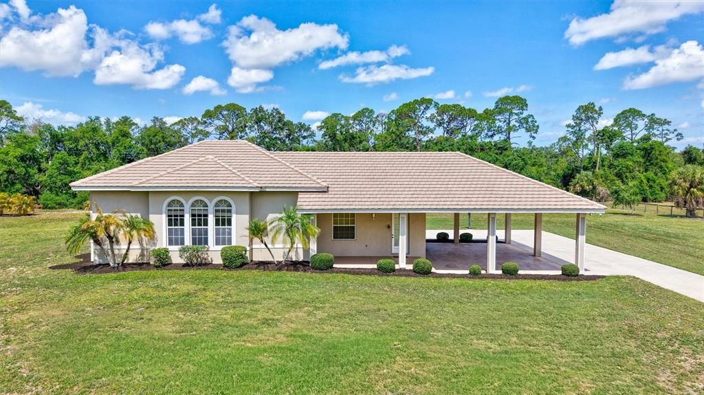 For Sale: $3,400,000 (4 beds, 4 baths, 6721 Square Feet)