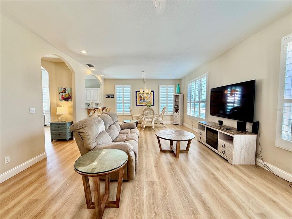 En Venta: $1,090,000 (3 camas, 2 baños, 3134 Pies cuadrados)