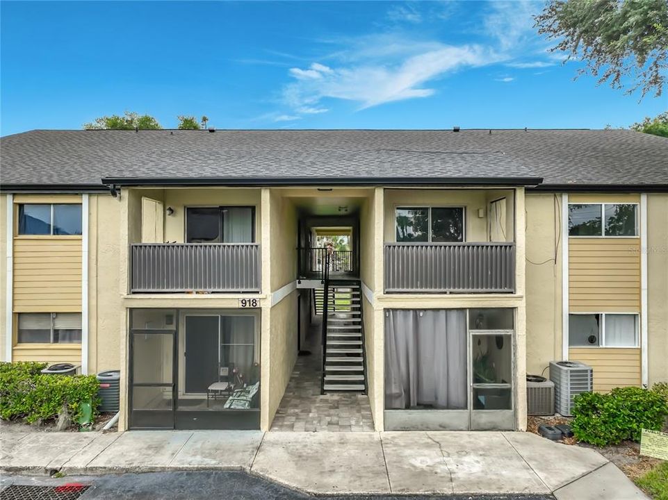 For Sale: $179,999 (3 beds, 2 baths, 1112 Square Feet)