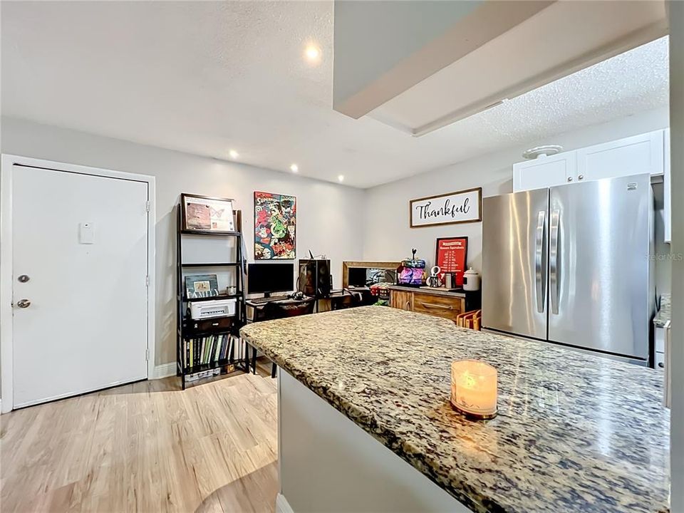 For Sale: $179,999 (3 beds, 2 baths, 1112 Square Feet)