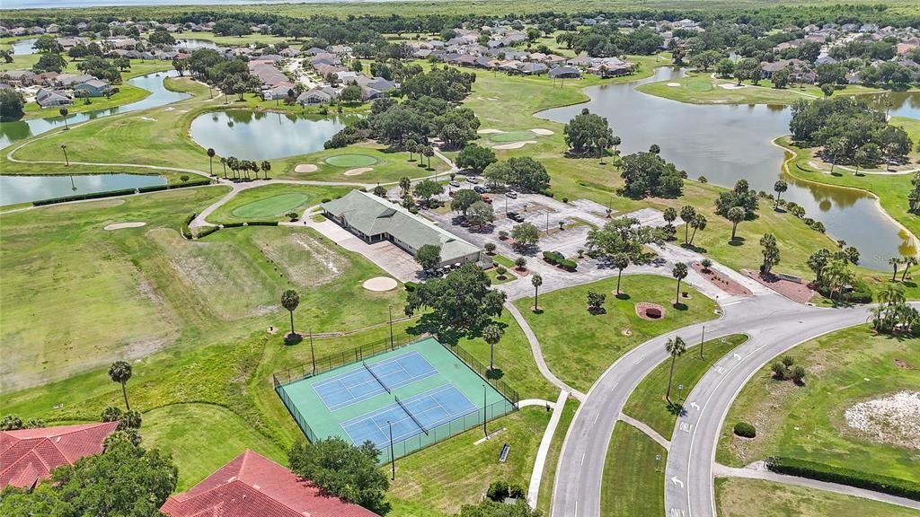 En Venta: $385,000 (4 camas, 3 baños, 2196 Pies cuadrados)