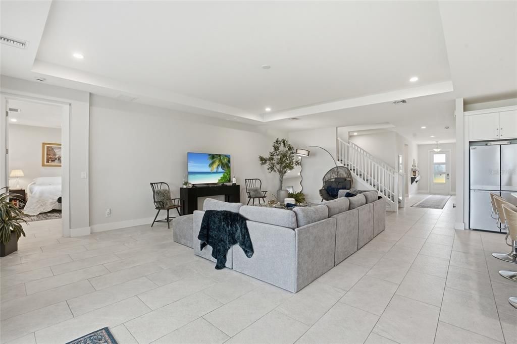 En Venta: $939,000 (4 camas, 3 baños, 3418 Pies cuadrados)