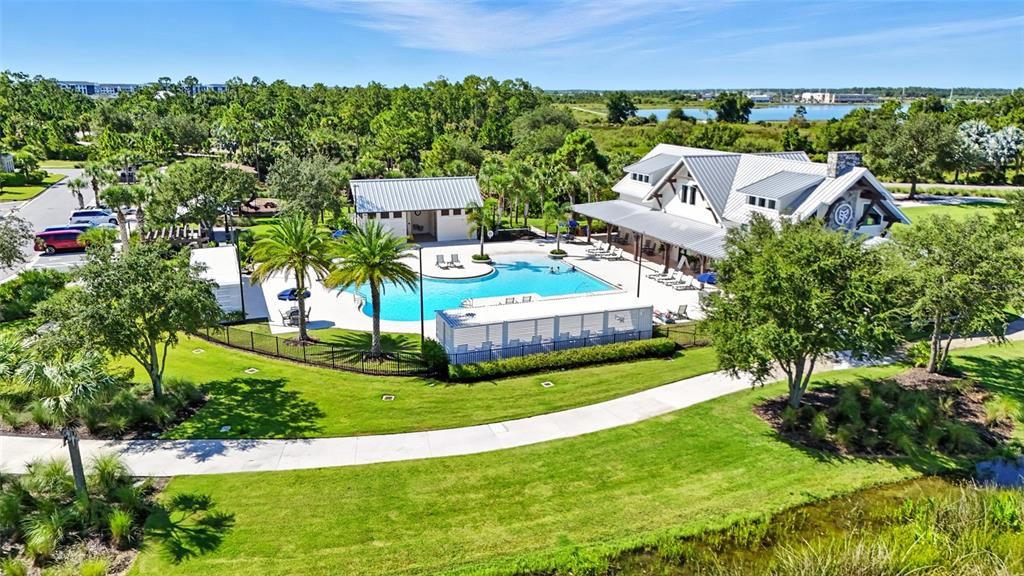 En Venta: $939,000 (4 camas, 3 baños, 3418 Pies cuadrados)