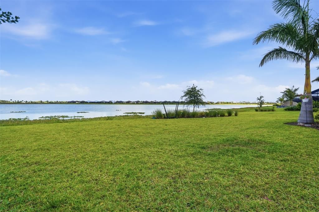 En Venta: $939,000 (4 camas, 3 baños, 3418 Pies cuadrados)