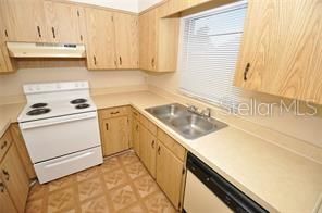 En Renta: $1,395 (2 camas, 2 baños, 1008 Pies cuadrados)