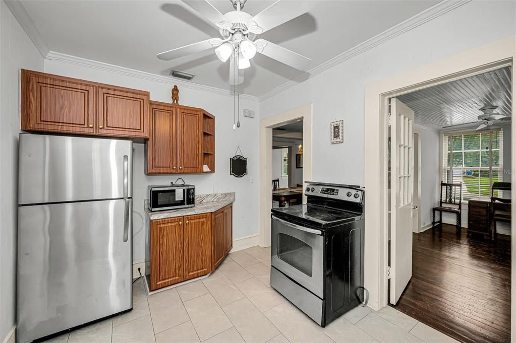 В аренду: $2,900 (3 спален, 2 ванн, 2700 Квадратных фут)