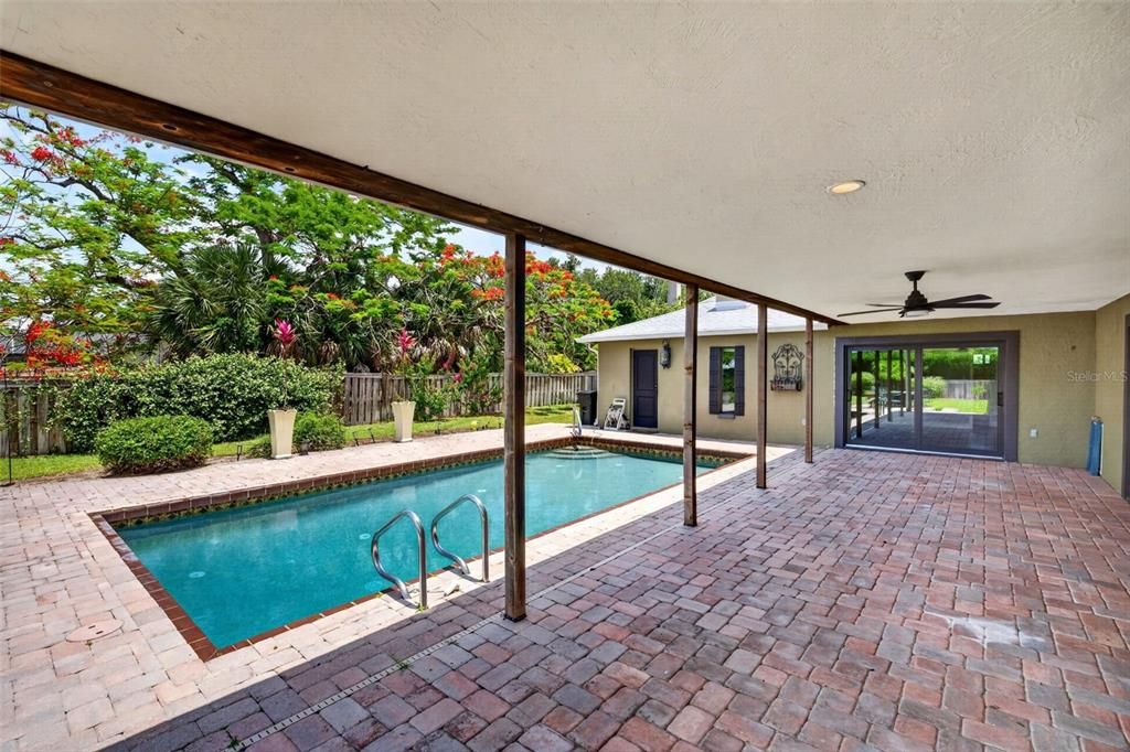 Active With Contract: $719,000 (4 beds, 3 baths, 2350 Square Feet)