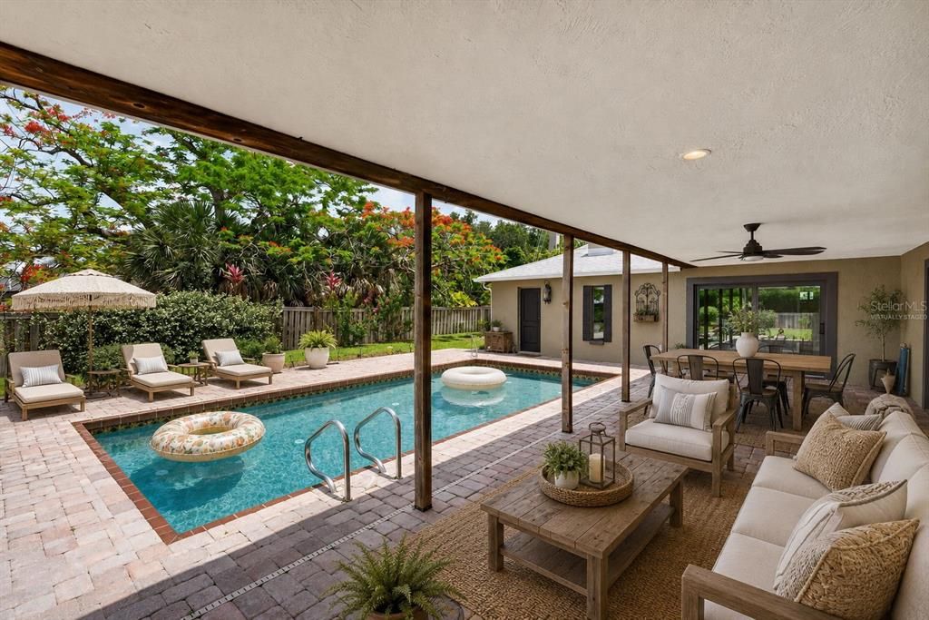 Active With Contract: $719,000 (4 beds, 3 baths, 2350 Square Feet)