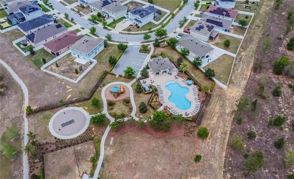 合同活跃: $2,000 (3 贝兹, 2 浴室, 1530 平方英尺)