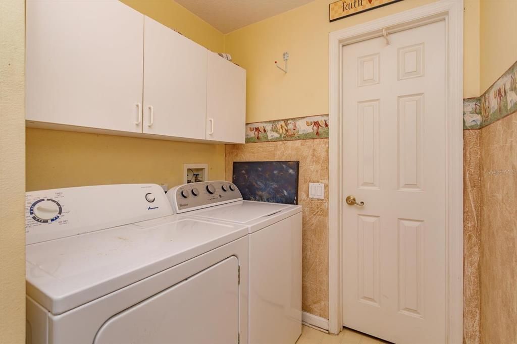 For Sale: $579,900 (3 beds, 2 baths, 2153 Square Feet)