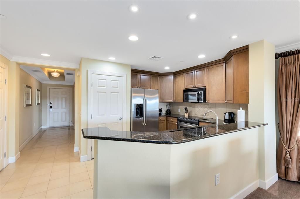 For Sale: $389,000 (3 beds, 3 baths, 1686 Square Feet)