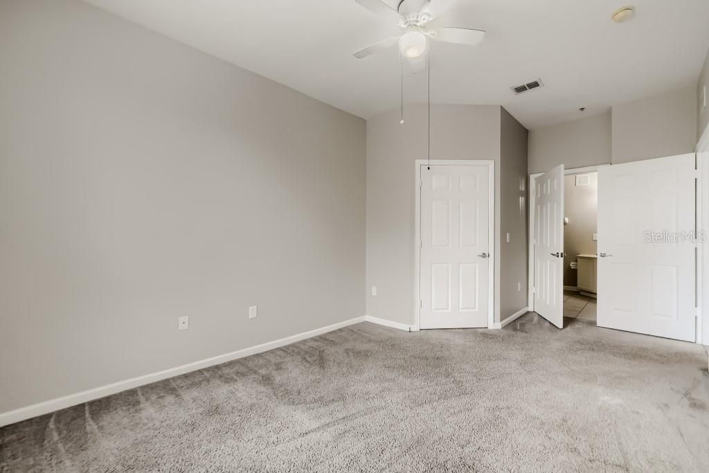 For Sale: $254,900 (3 beds, 2 baths, 1408 Square Feet)
