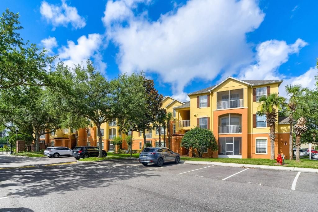 For Sale: $254,900 (3 beds, 2 baths, 1408 Square Feet)