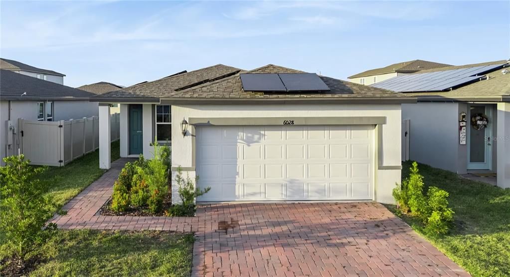 En Venta: $299,000 (4 camas, 2 baños, 1680 Pies cuadrados)