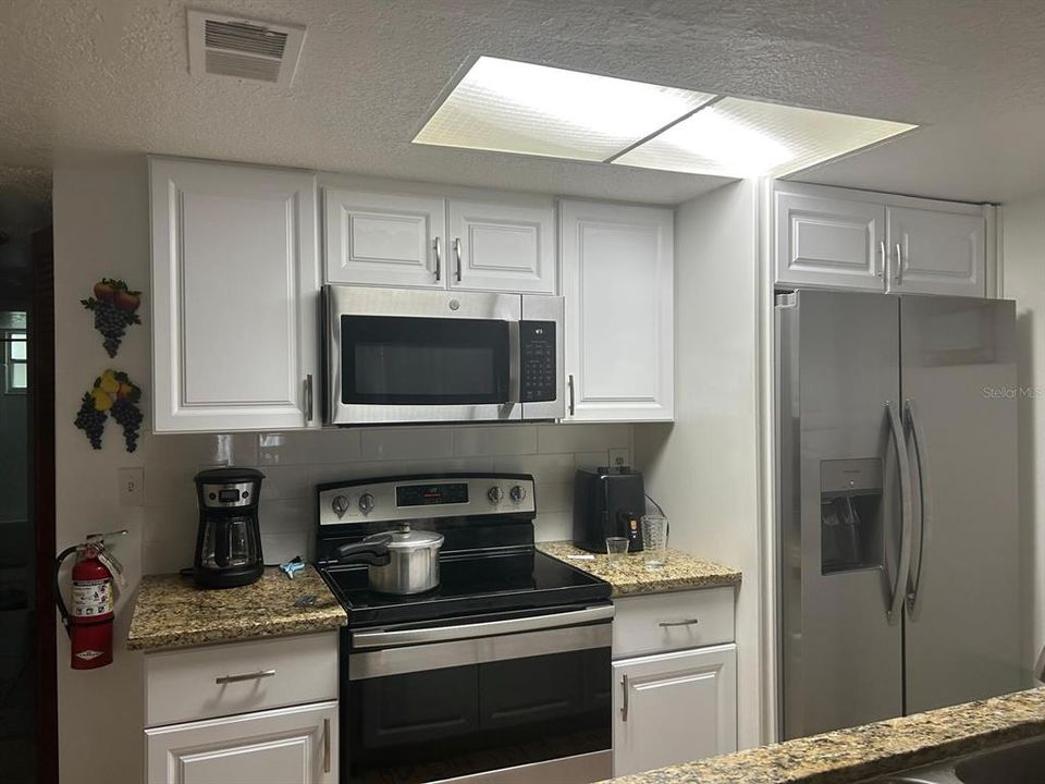 For Sale: $185,000 (3 beds, 2 baths, 1287 Square Feet)