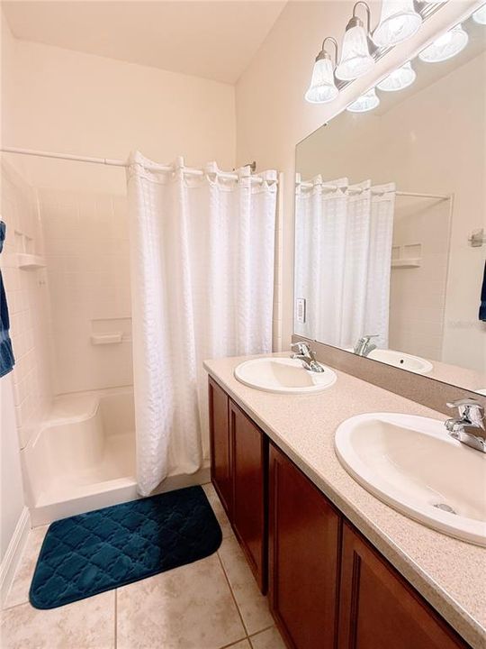 For Sale: $225,000 (2 beds, 2 baths, 1278 Square Feet)