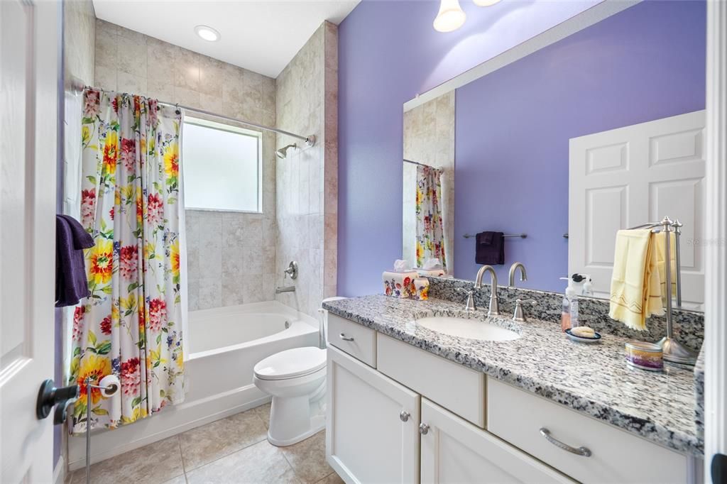 For Sale: $380,000 (2 beds, 2 baths, 1781 Square Feet)