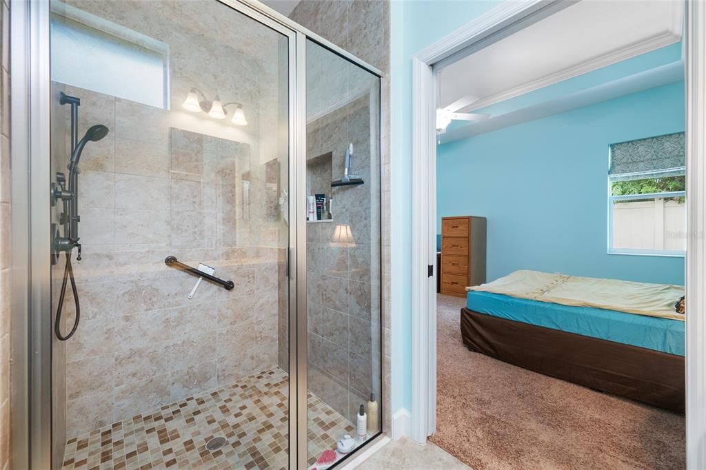 For Sale: $380,000 (2 beds, 2 baths, 1781 Square Feet)