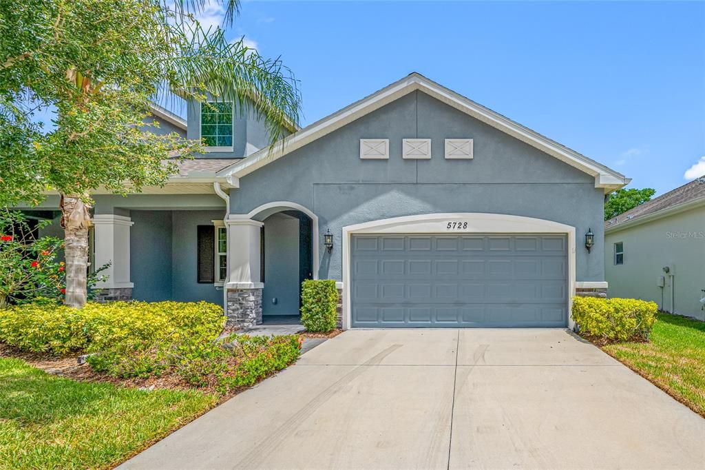 For Sale: $380,000 (2 beds, 2 baths, 1781 Square Feet)