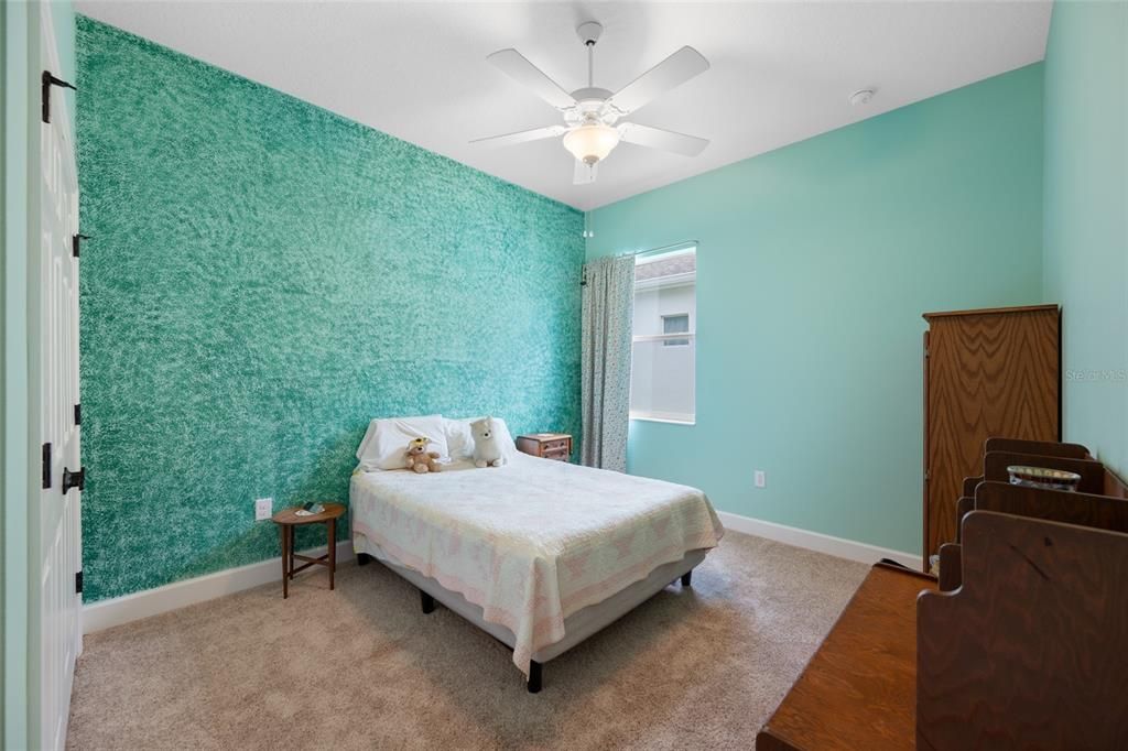For Sale: $380,000 (2 beds, 2 baths, 1781 Square Feet)