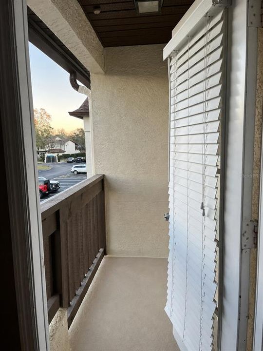 For Rent: $2,100 (3 beds, 2 baths, 1409 Square Feet)