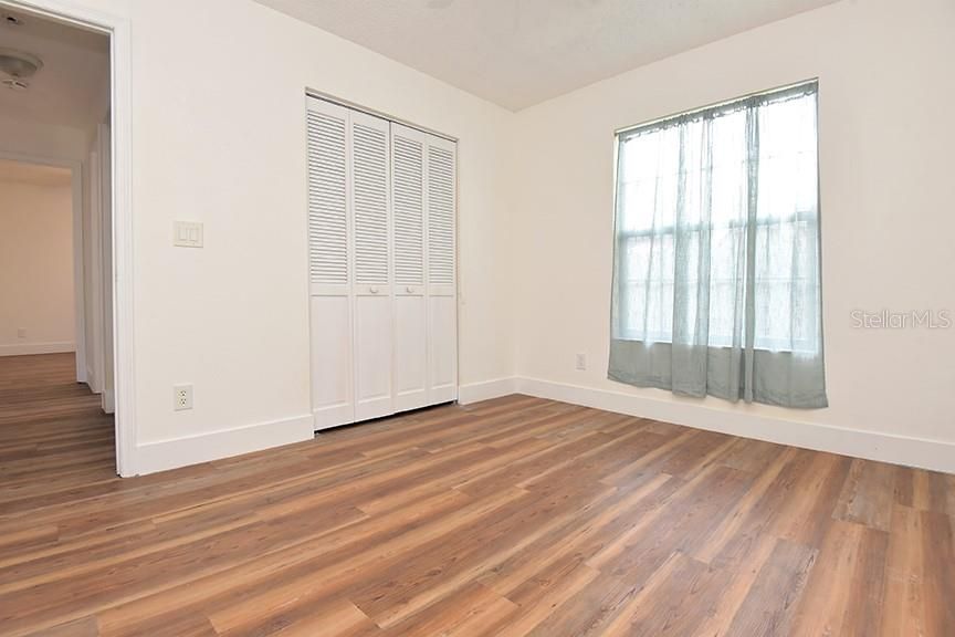 For Sale: $350,000 (4 beds, 3 baths, 2180 Square Feet)