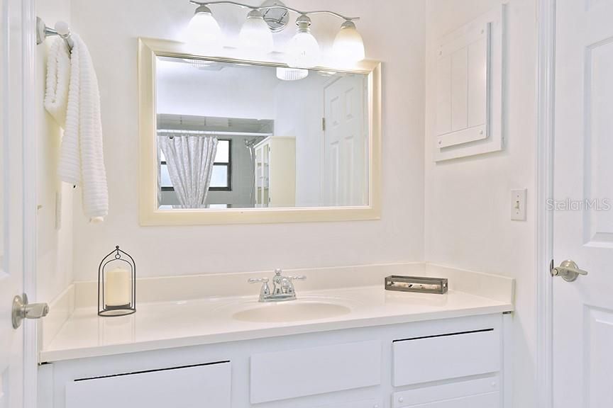 For Sale: $350,000 (4 beds, 3 baths, 2180 Square Feet)