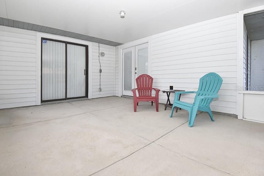 For Sale: $350,000 (4 beds, 3 baths, 2180 Square Feet)