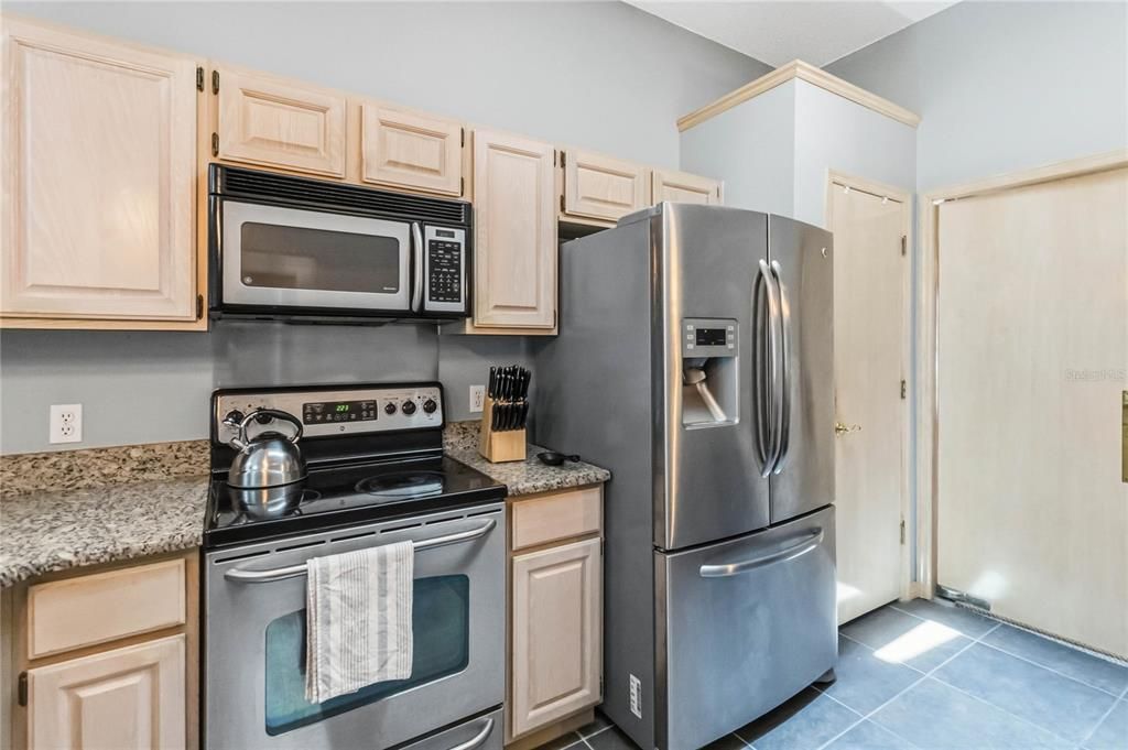 Active With Contract: $474,900 (4 beds, 3 baths, 2444 Square Feet)