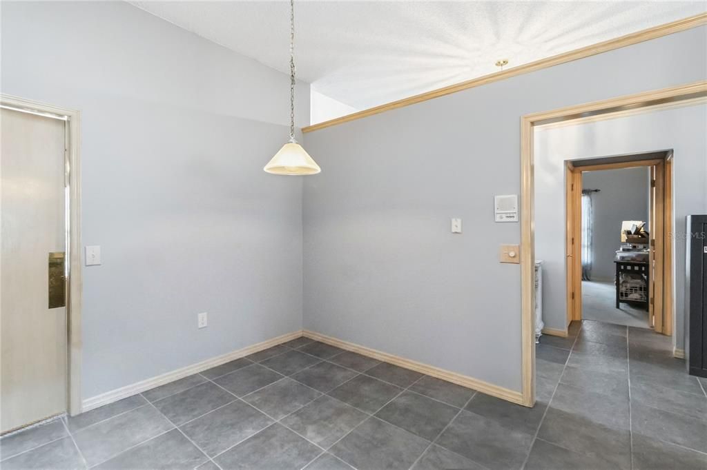 Active With Contract: $474,900 (4 beds, 3 baths, 2444 Square Feet)